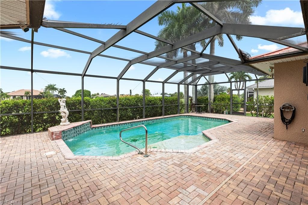 11913 Princess Grace CT-42