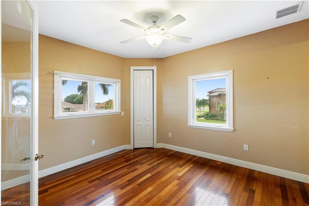 11913 Princess Grace CT-36