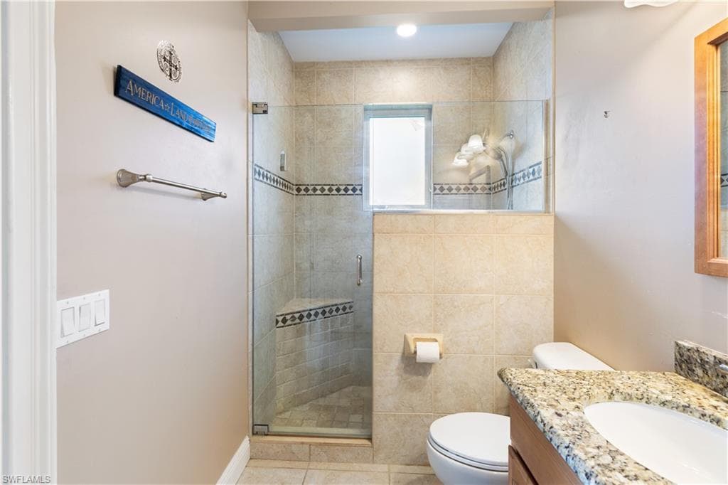 11913 Princess Grace CT-10