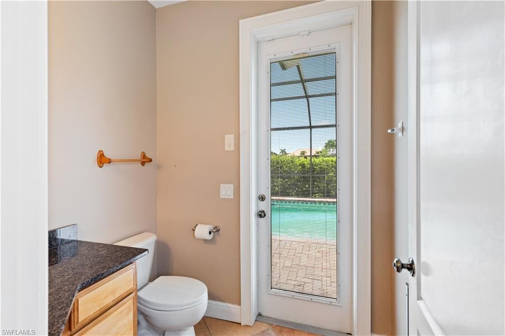 11913 Princess Grace CT-21