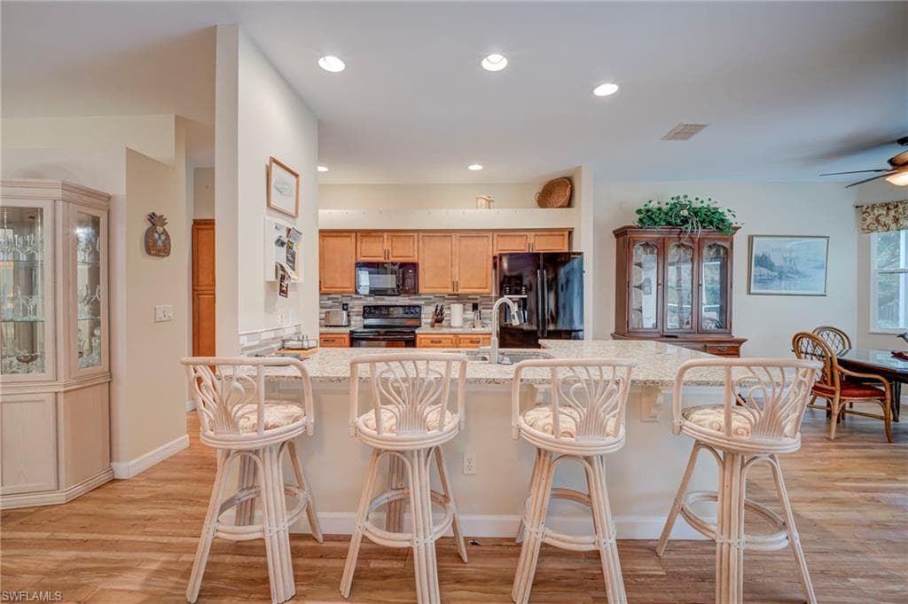 20865 Country Barn DR-4