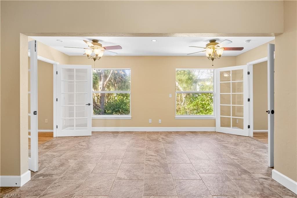 1813 Long Point LN-11