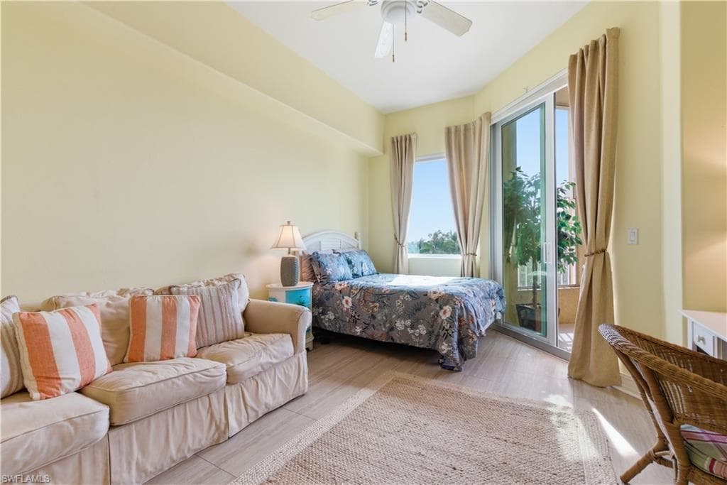2748 Tiburon BLVD E C404-30