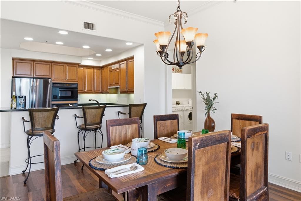 2748 Tiburon BLVD E C404-10