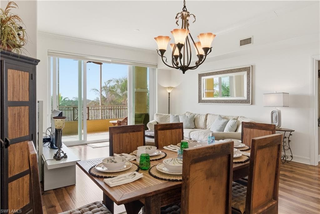2748 Tiburon BLVD E C404-8