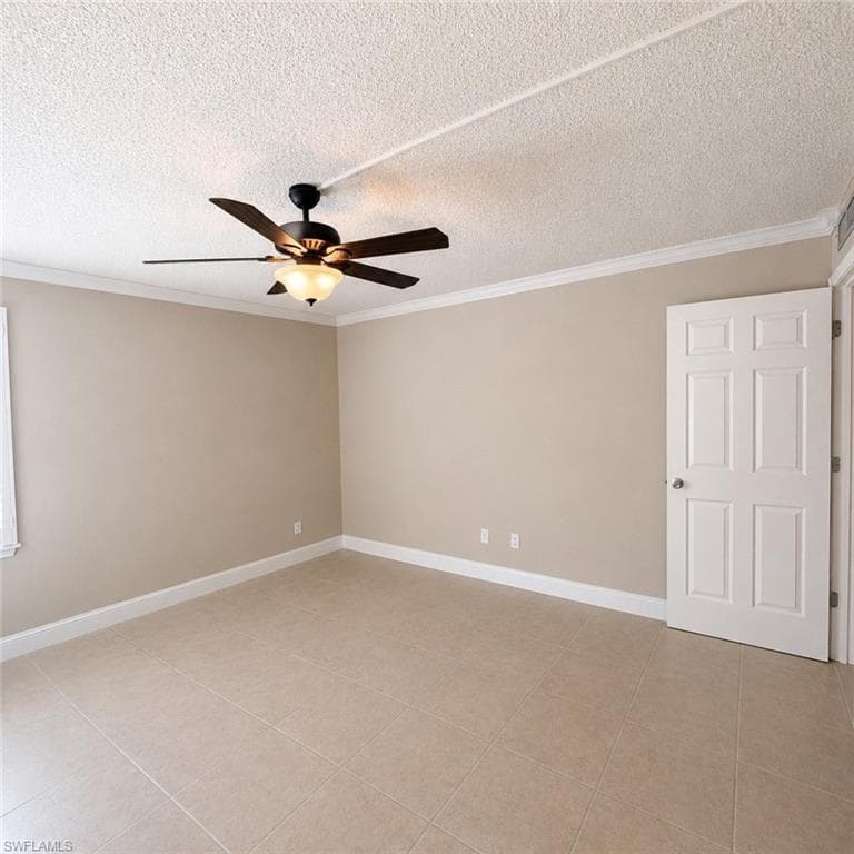 2264 Winkler AVE 202-18