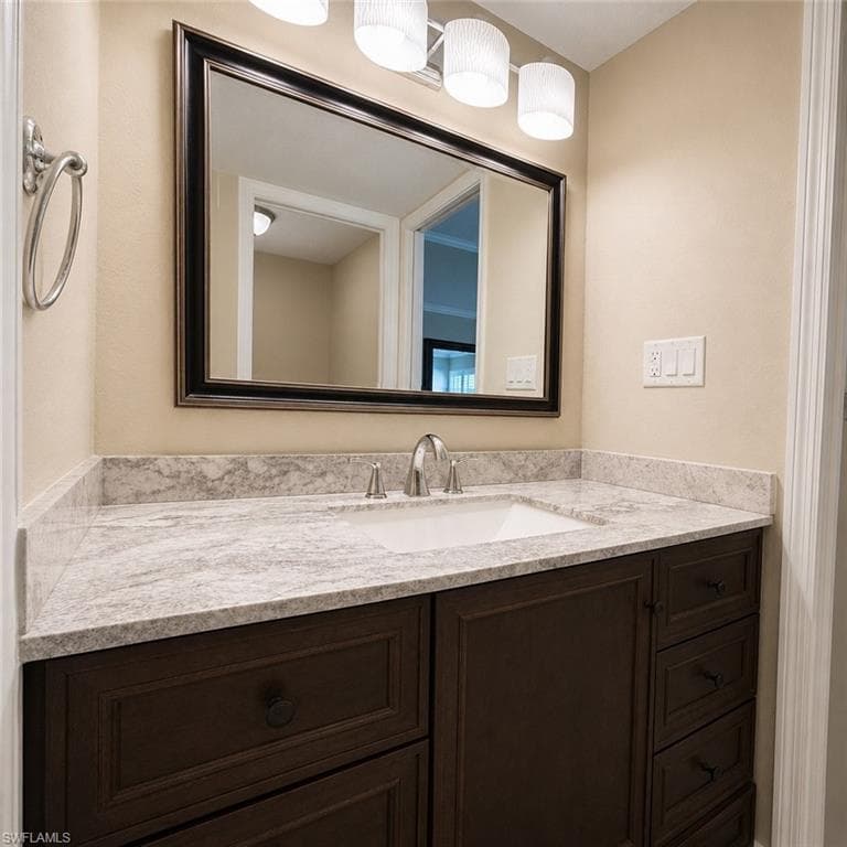2264 Winkler AVE 202-15