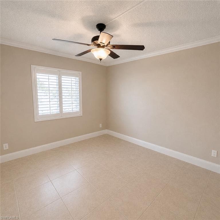 2264 Winkler AVE 202-19