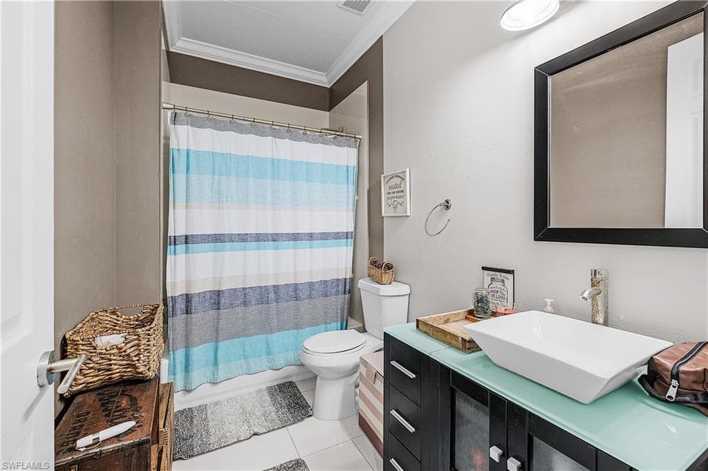 14661 Martin DR-25