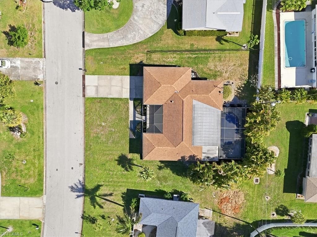5051 Fairfield DR-42