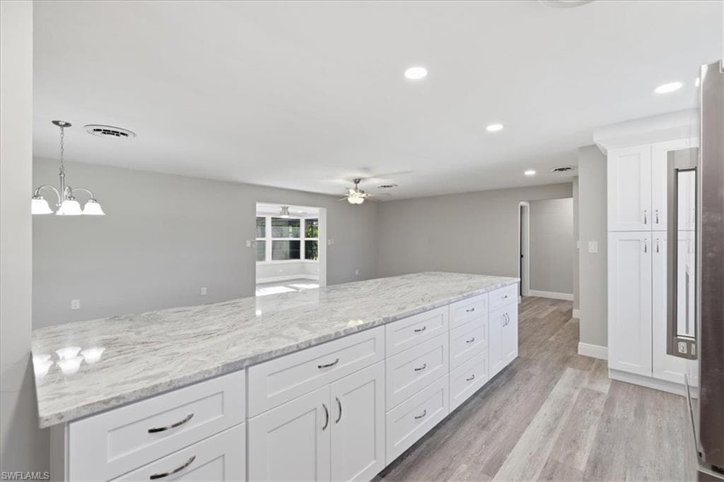 5051 Fairfield DR-12