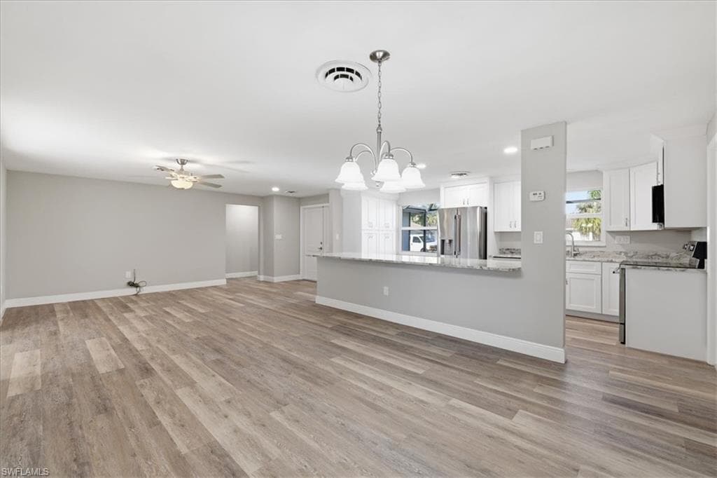 5051 Fairfield DR-5