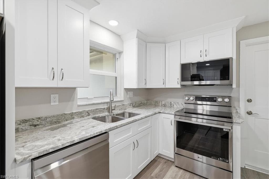 5051 Fairfield DR-10