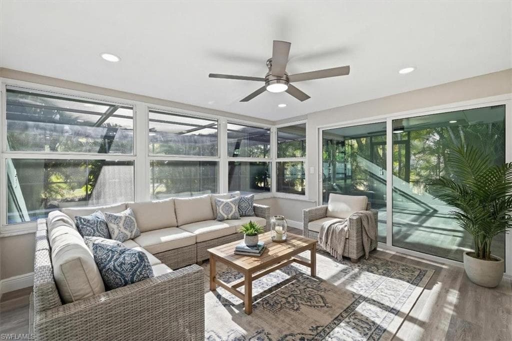 5051 Fairfield DR-41