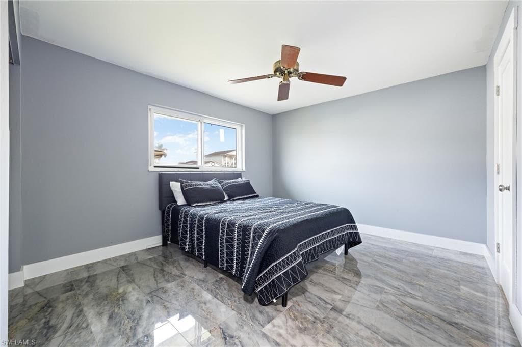 13413 Mini WAY-28