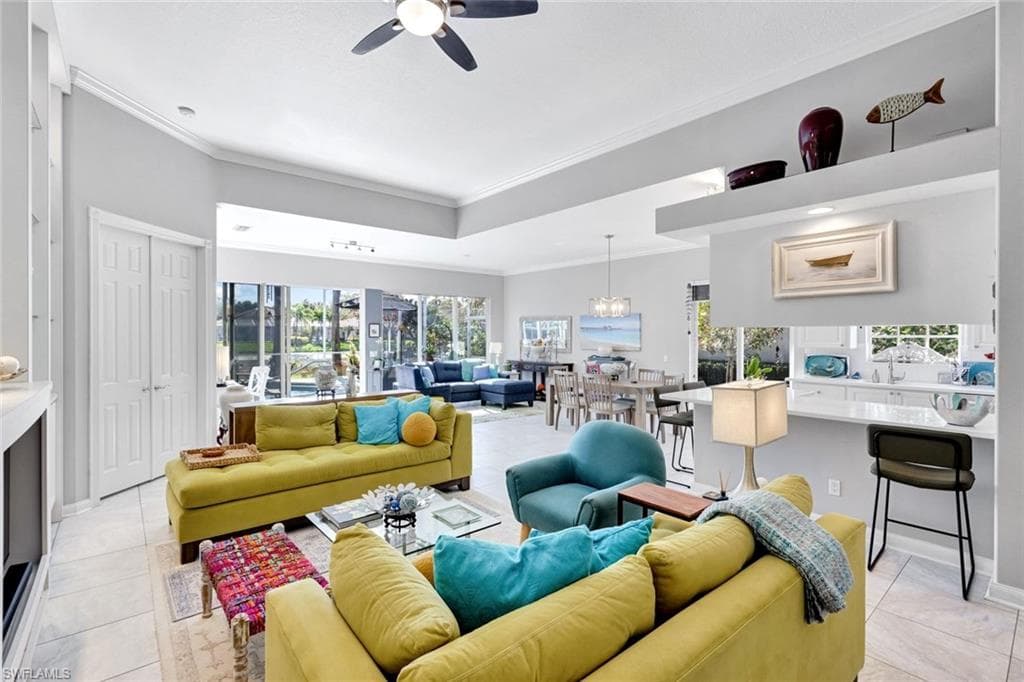 2925 Gilford WAY-7
