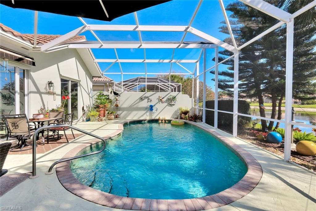 2925 Gilford WAY-32