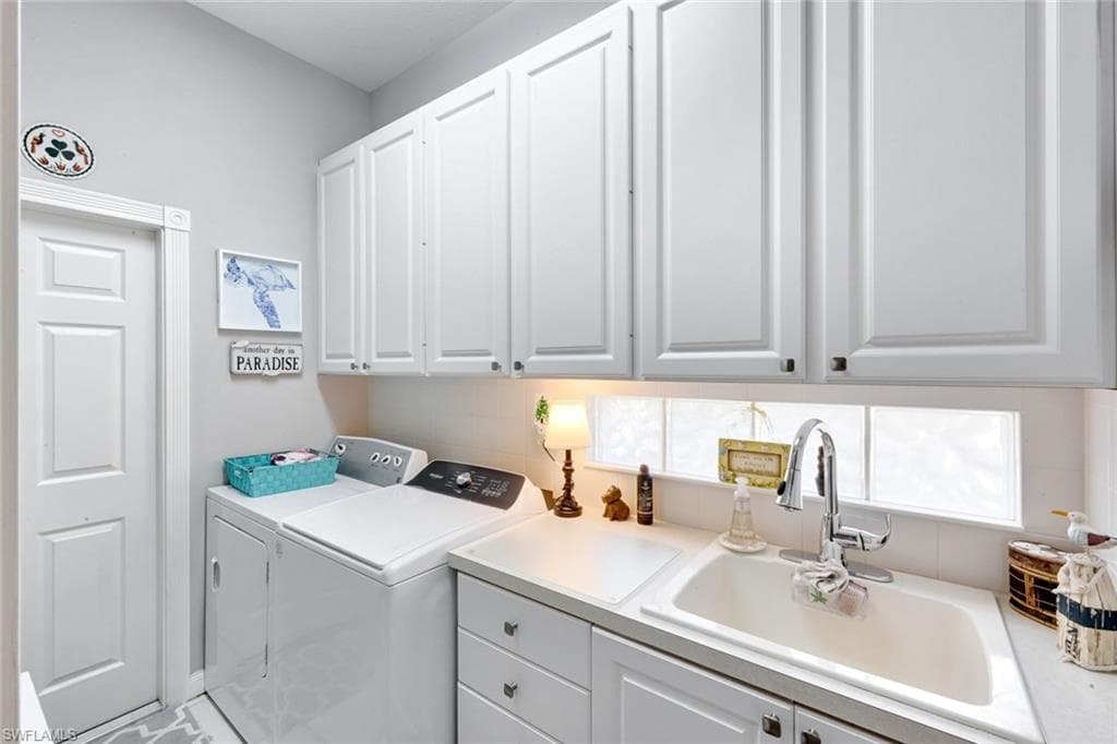 2925 Gilford WAY-29