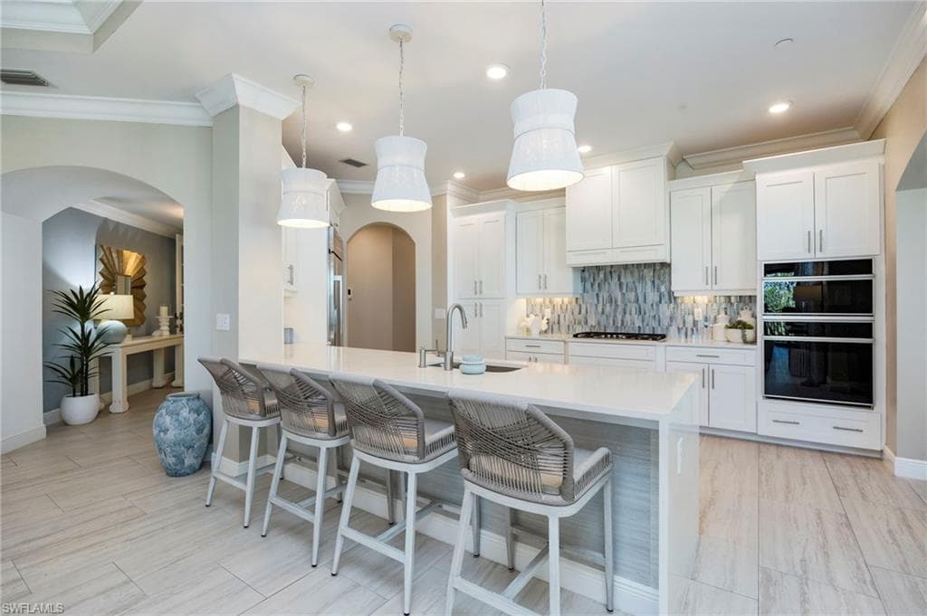 16351 Viansa WAY 202-4