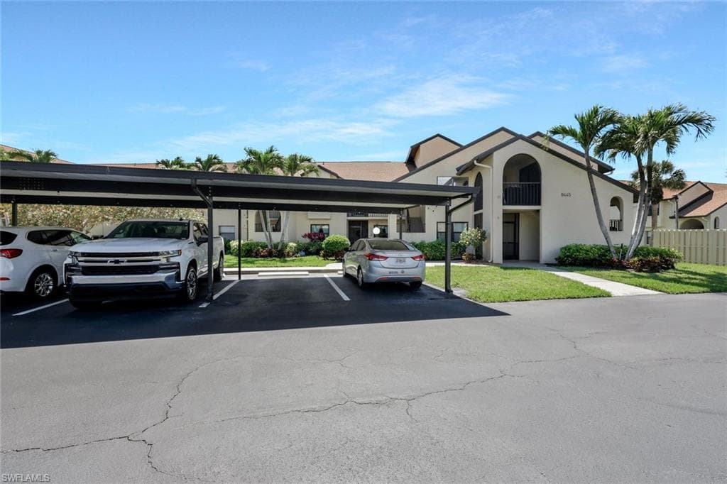8445 Charter Club CIR 11-25