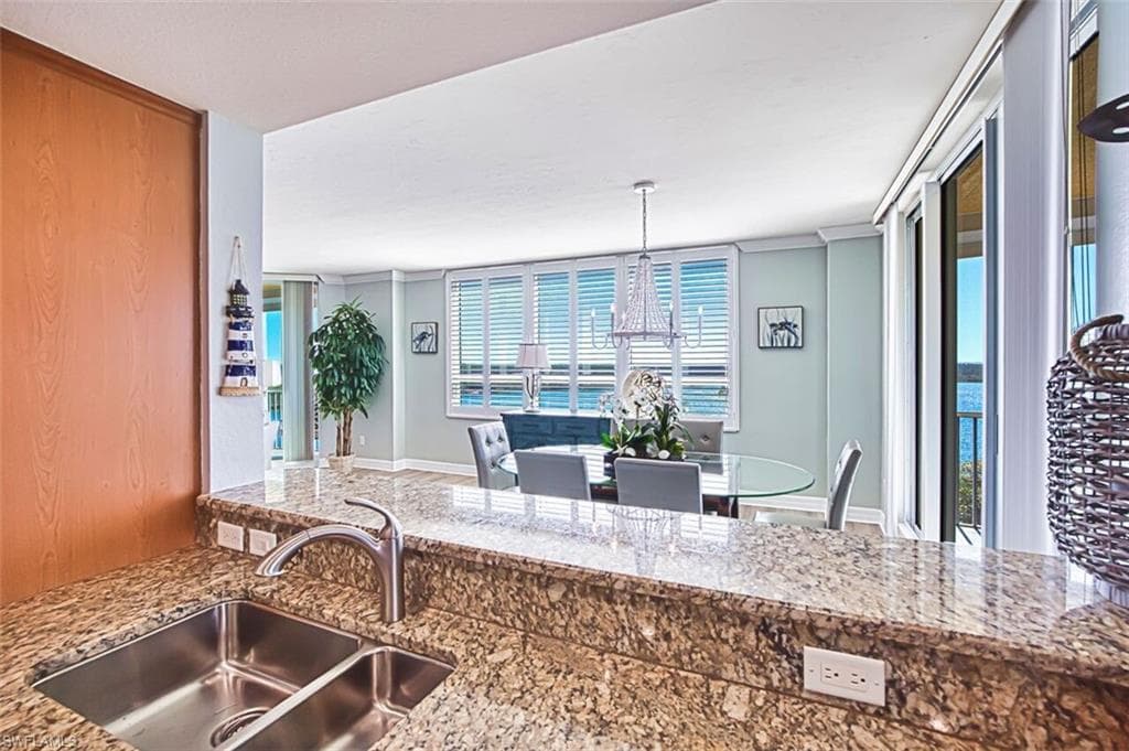 12601 Mastique Beach BLVD 401-15