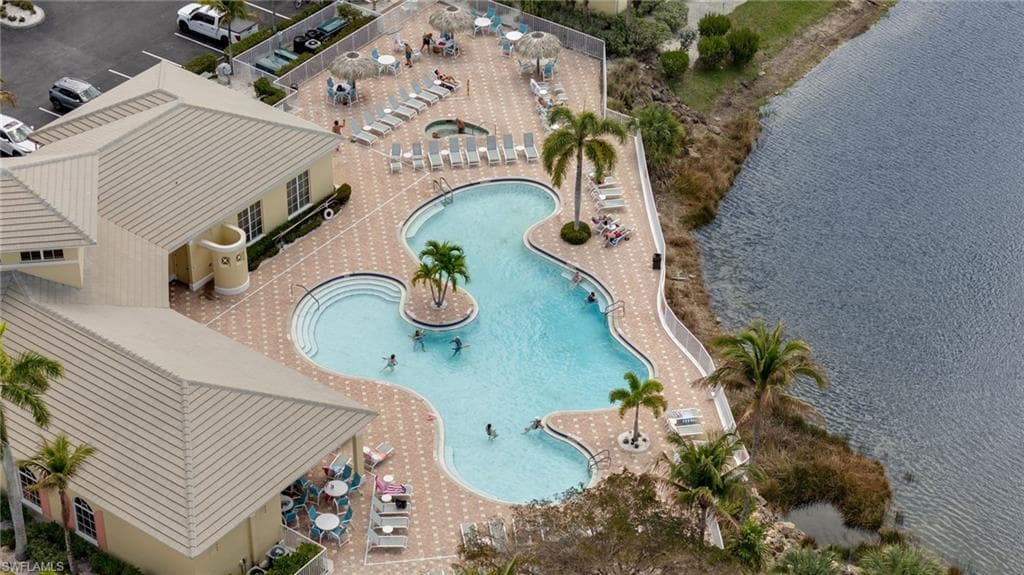 14618 Abaco Lakes DR-43