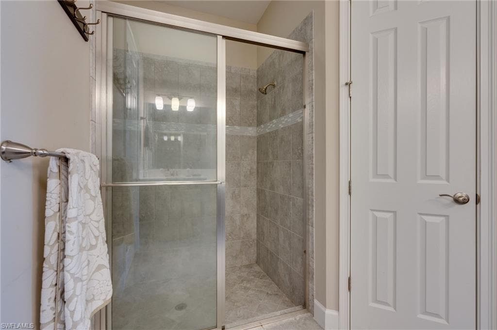 14618 Abaco Lakes DR-20