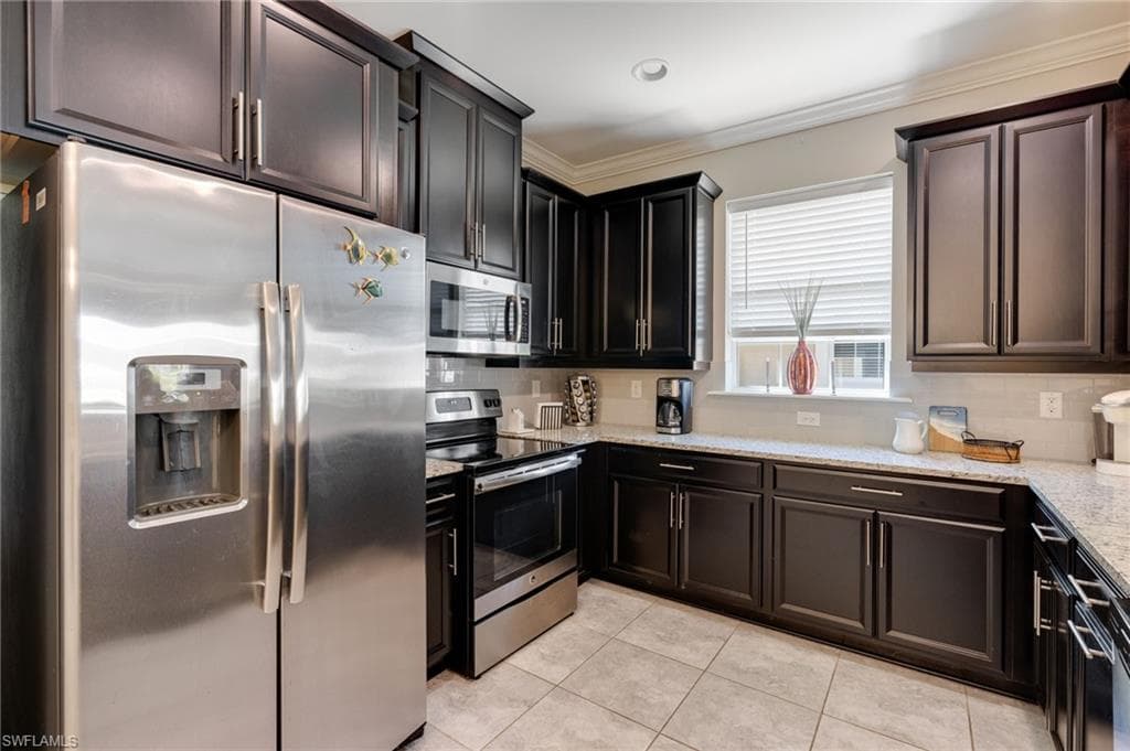 14618 Abaco Lakes DR-11