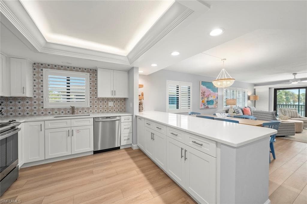 1919 Olde Middle Gulf DR 401-13