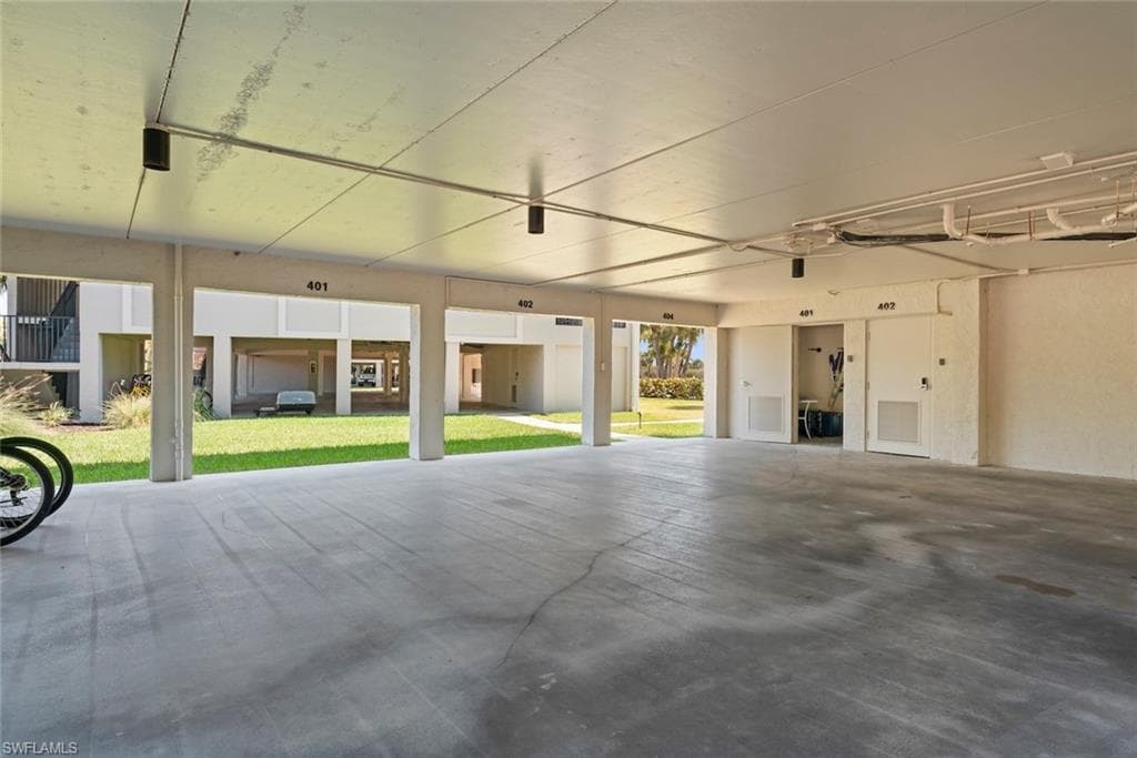 1919 Olde Middle Gulf DR 401-32