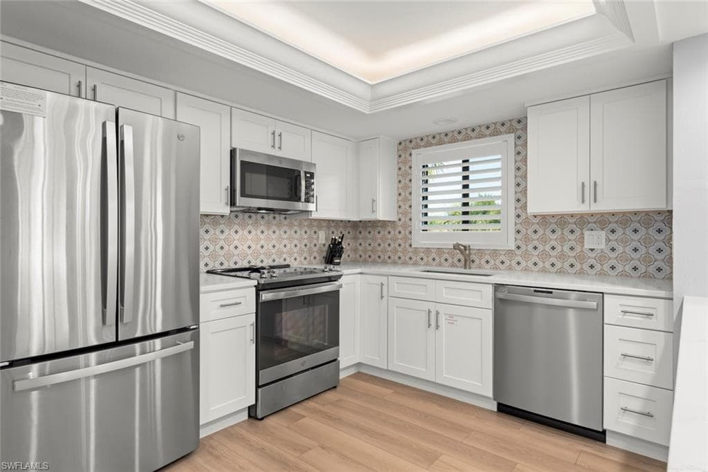 1919 Olde Middle Gulf DR 401-15