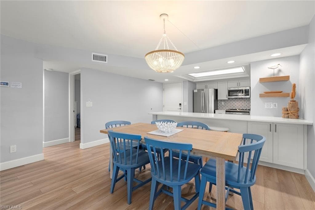 1919 Olde Middle Gulf DR 401-11