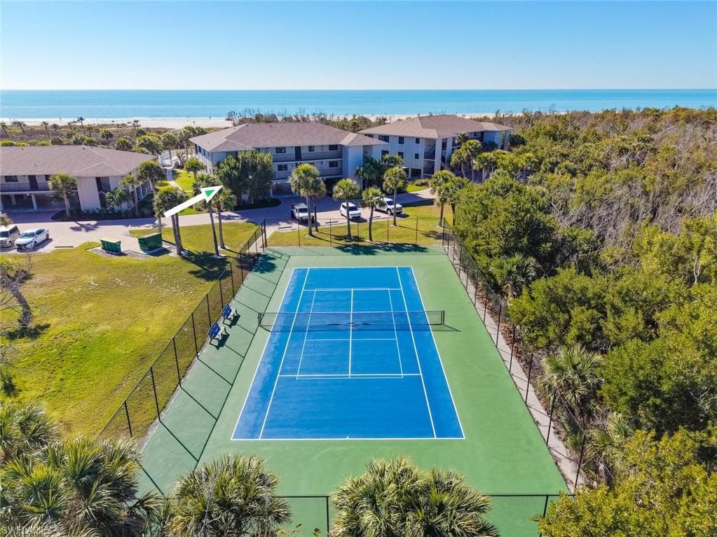 1919 Olde Middle Gulf DR 401-35