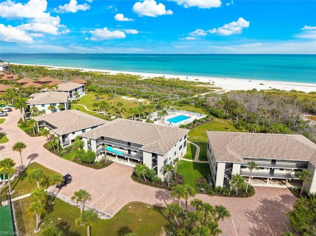 1919 Olde Middle Gulf DR 401-4