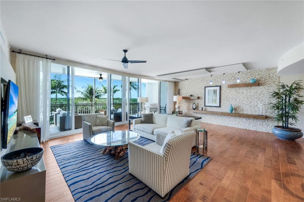 13675 Vanderbilt DR 406-6