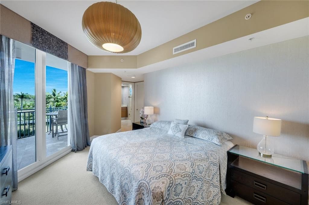 13675 Vanderbilt DR 406-22