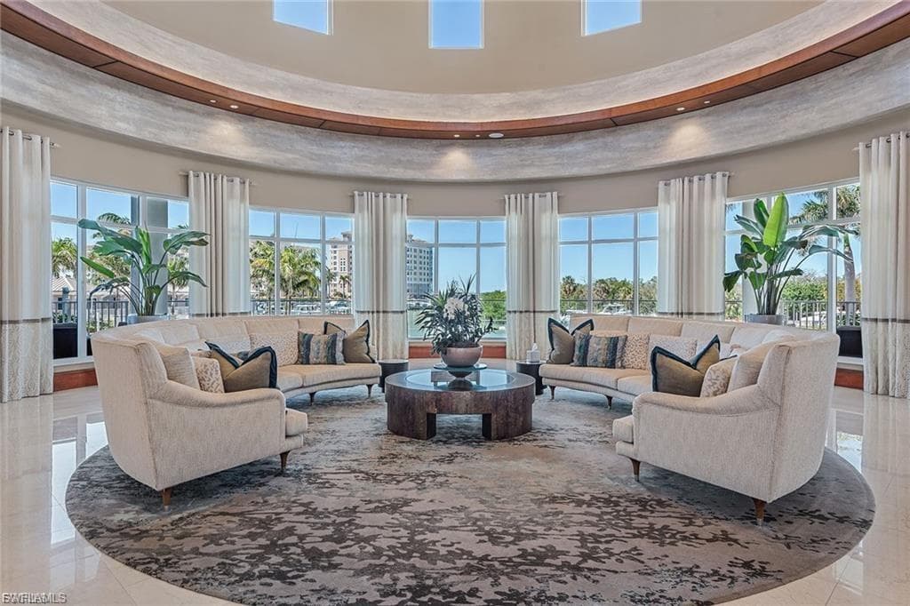 13675 Vanderbilt DR 406-38