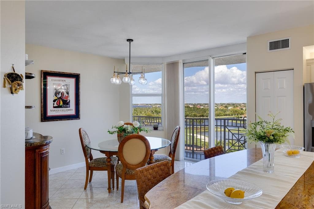 14250 Royal Harbour CT 818-5