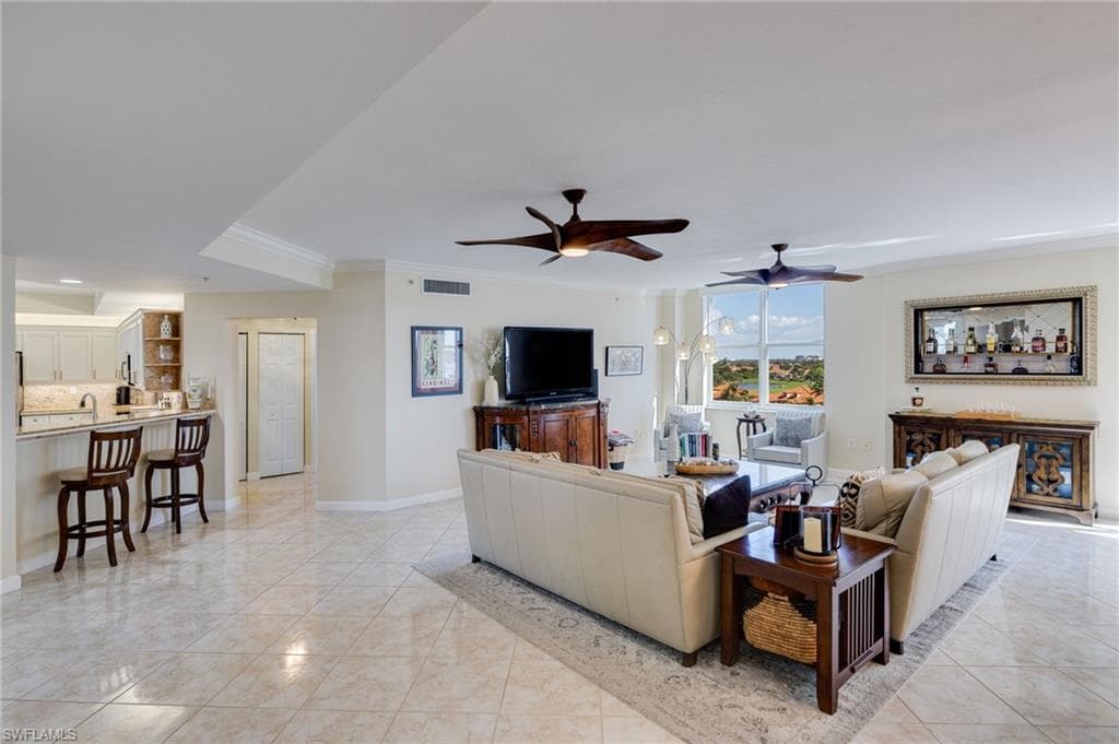 14250 Royal Harbour CT 818-11