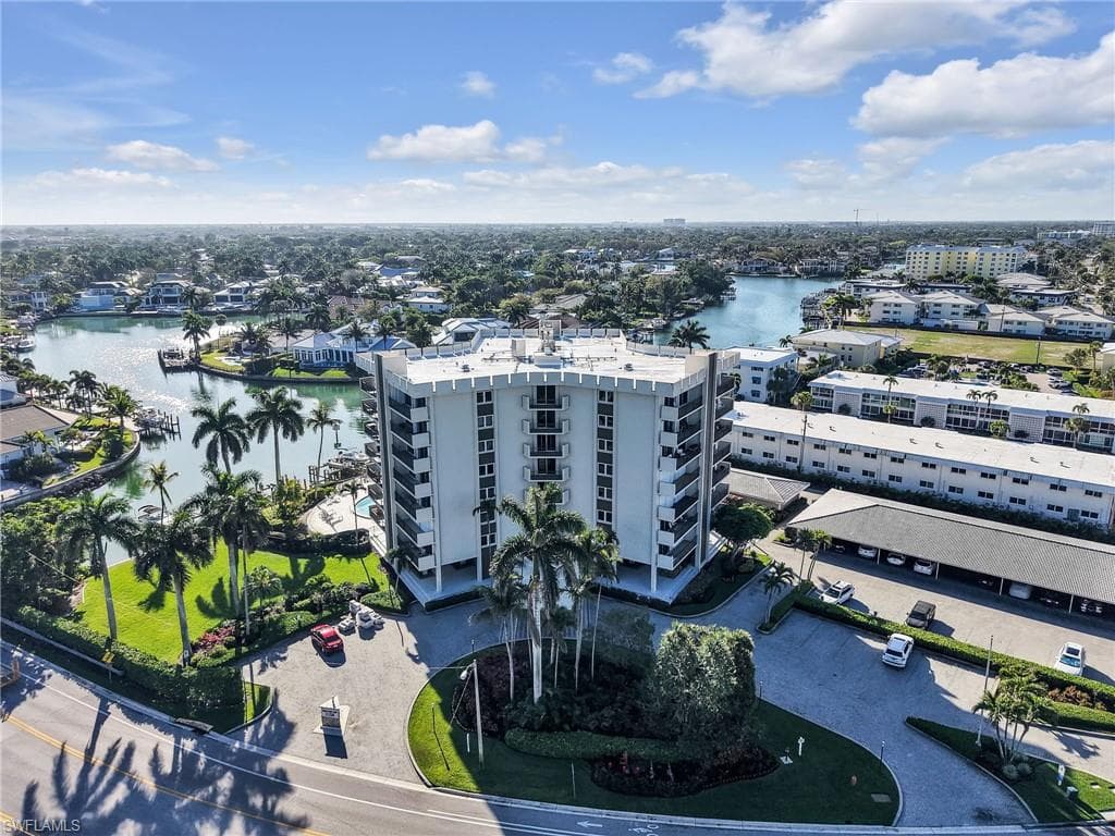 2150 Gulf Shore BLVD N 407-3