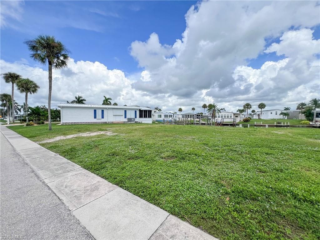 17551 Stevens BLVD-9