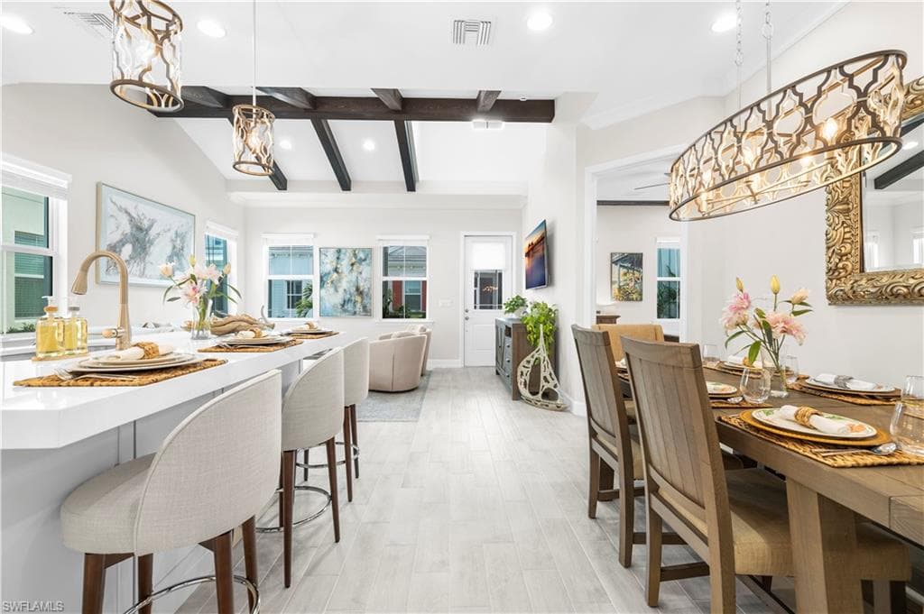 7281 Saona CT-9
