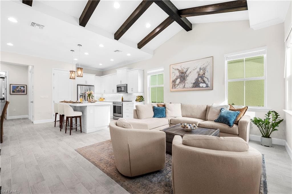 7281 Saona CT-11