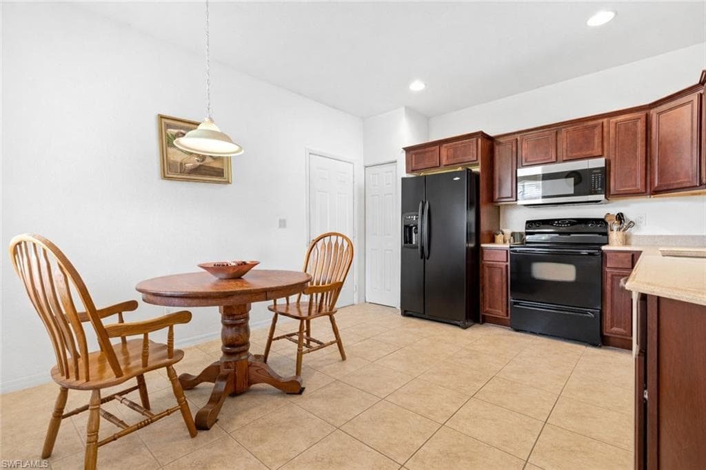 3364 Dandolo CIR-7