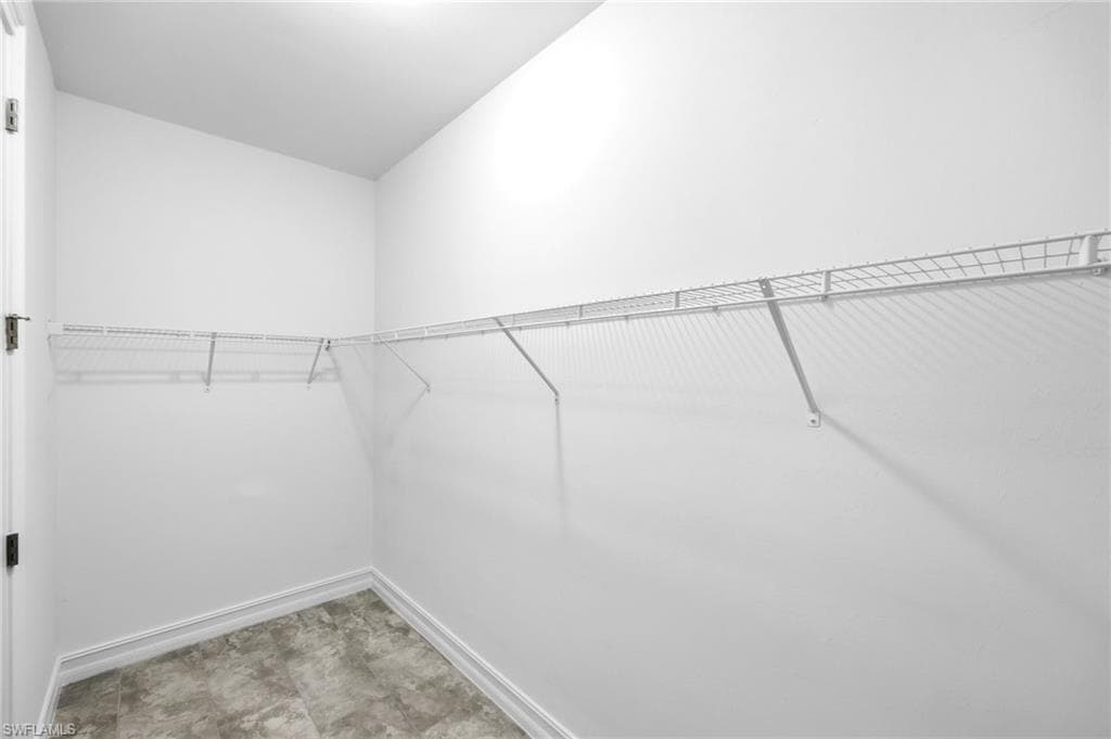 28347 Captiva Shell LOOP-27