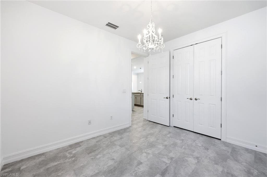 28347 Captiva Shell LOOP-29