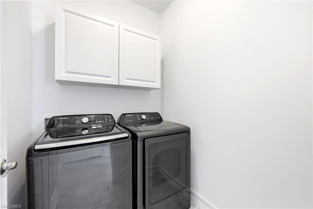 28347 Captiva Shell LOOP-32
