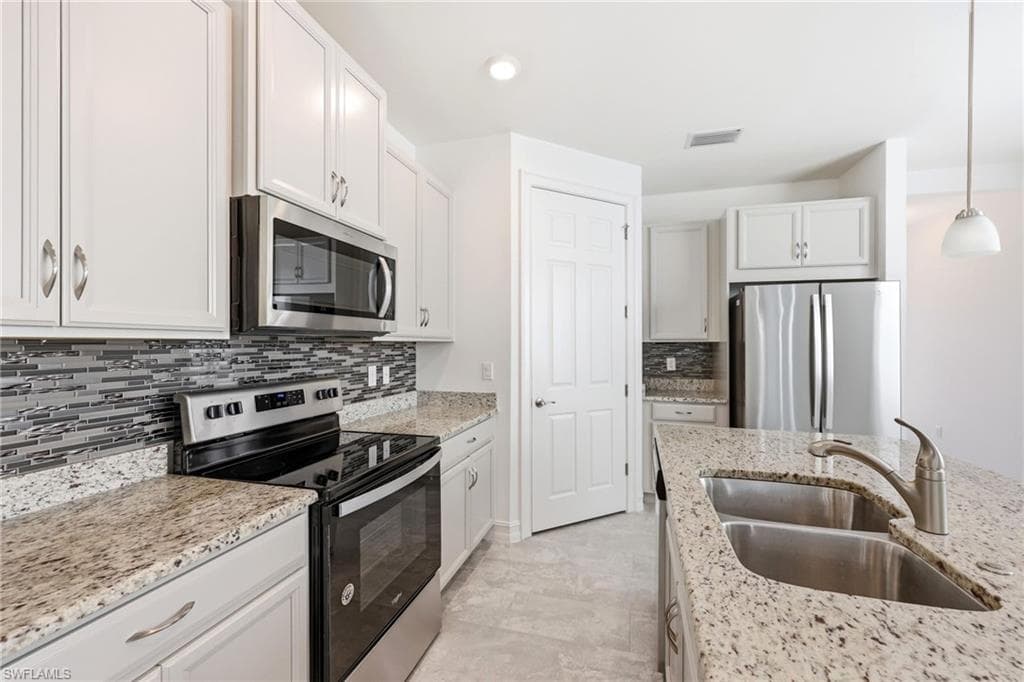 28347 Captiva Shell LOOP-11