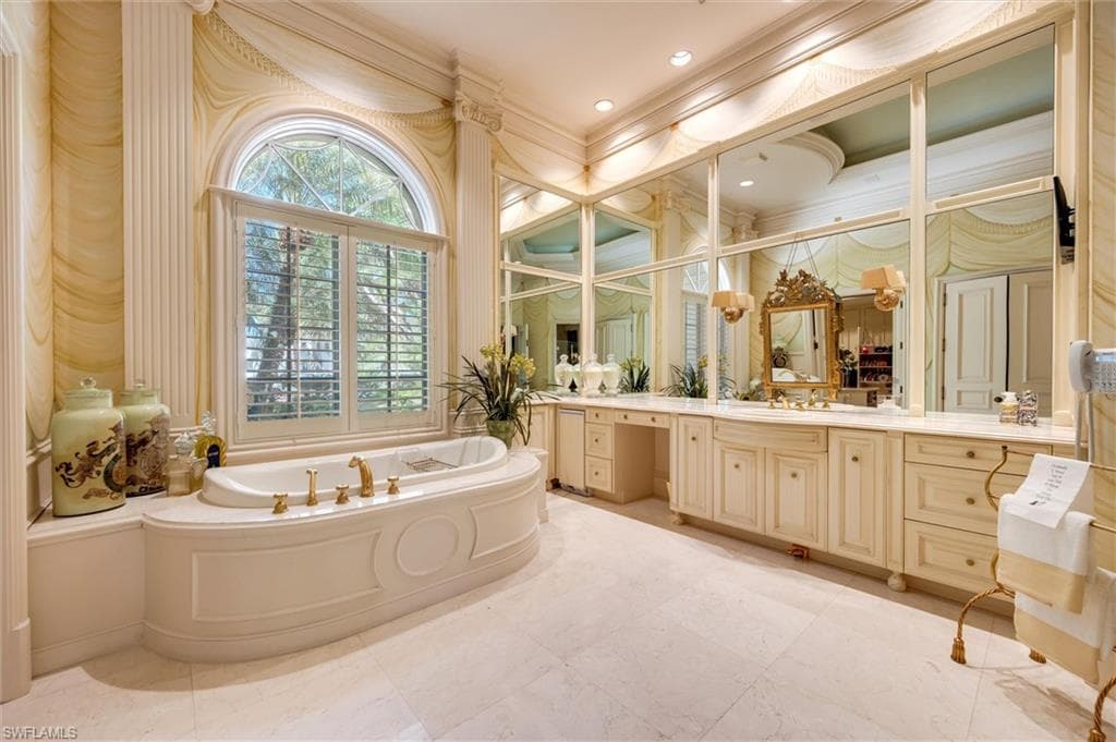 1132 Dormie DR-42