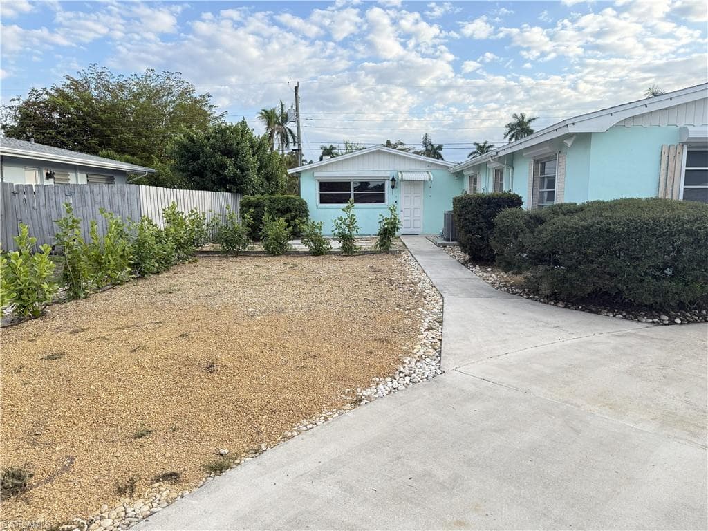 1534 Ricardo AVE-3